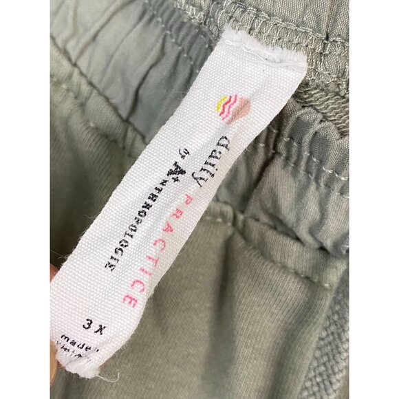 Anthropologie Daily Practice Relaxed Fit Drawstring Capri Pants Plus size  3X - Picture 3 of 16